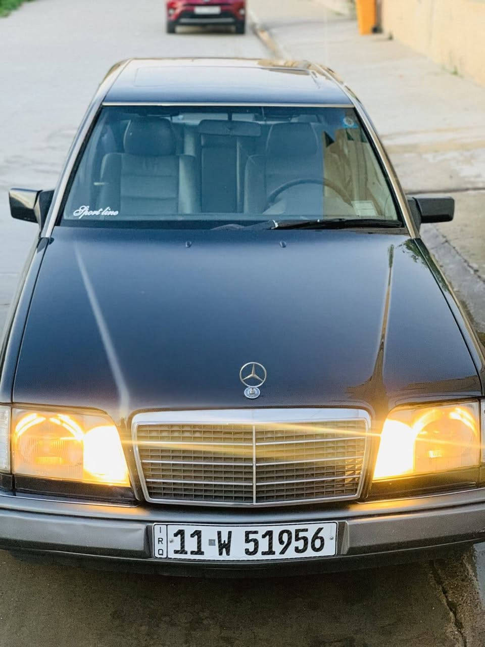 ***********
مارسدس دب  بيبي شبح  320 خراطيم  موديل 1994 رقم بغداد انكليزي جديد سنويه لحد 2031  
فول مواصفات 
سقف سلايت 
كشنات جلد 
كشنات كهرباء 
برده خلفيه كهرباء 
غرفتها نضيفه جدا 
فيت بم جديد حاويه
مابيها نقص
