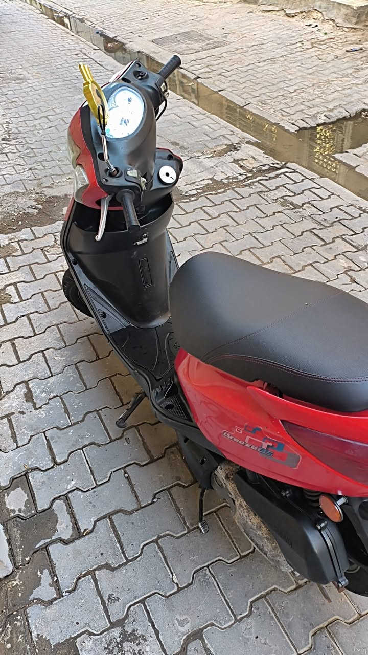سلام عليكم بريز بغبغاء نوزل تخبل مبينه جمالهه وعيوبه دراجه نظيفه
سعره 1050
رقم ***********
