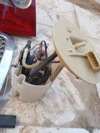 قطع غيار • بامة ١٠ • للبيع