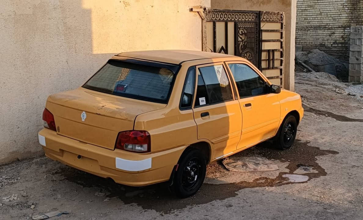 سلام عليكم سياره سايبه للبيع او مراوس موديل 14 كفاله عامه بيها قليل بارد محرك وكير كفاله تخم تاير قبل سبوع شادلها تبريد شغال كهربائيات شغاله ماعوزها اي نقص سعرها /35/ وبيها مجال المكان كوت حي الحكيم📍 للستفسار ***********
