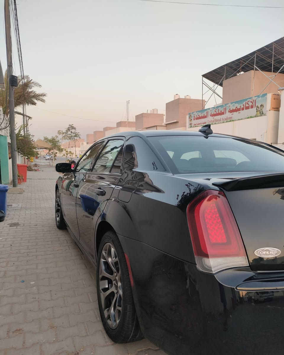 سلام عليكم .كلايزلر .اوباما للبيع رقم اربيل بأسمي 
المواصفات S300 موديل 2018 رقم اربيل 
محرك 3600
بنوراما
تشغيل عن بعد 
شاشه كار بلي
تحكم ستيرن 
شفتات رياضي بلستيرن 
نظام تزحلق 
نظام سبورت 
مثبت سرعه 
سيارة كلين كنديه .صار بيه طخه بسيطه بلبك لايت 
والسونار ناشره وي الصور
السعر 240
للاستفسار اكثر الاتصال على الوات ساب ***********
