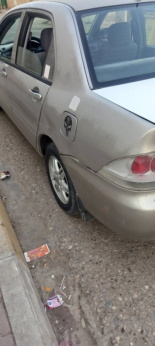 لانسر ٢٠٠٧ رقم بغداد انكليزي مكان ديالى خان مكفوله بسمي السياره سعر ٦٨ للستفسار *********** كير اوتوماتيك  محرك ١٦٠٠
