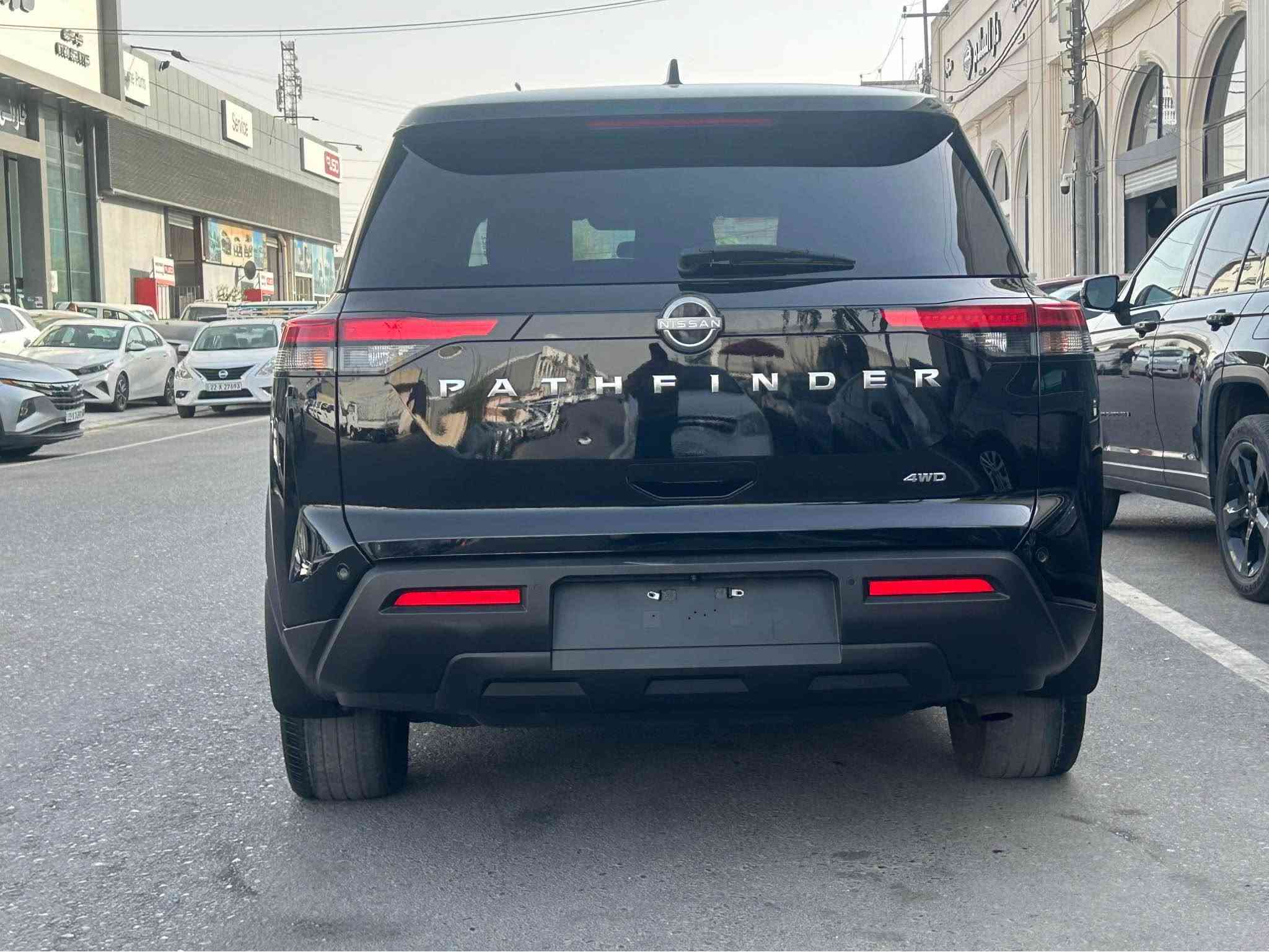 نیسان باثفايندر S  4WD
موديل ٢٠٢٤ 
سعر 217$ 🔥⭐️
السيارة بدون صبغ  - حتى دعاميات مابيها صبغ 
ملاحظة : باب امامي عكس سايق تبديل بلادي نفس لون
بدون ايرباك 
كير + محرك كل بشرط 
بصمة 
شاشة كبير
كاميرا
٧ راكب 
فور ويل 
بيها رادارات امامي +جانبي + خلفي
السيارة بدون رقم 
عنوان اربيل 
رقم شاصي
5N1DR3AC0RC218609

رقم تليفون *********** أربيل, العراق

