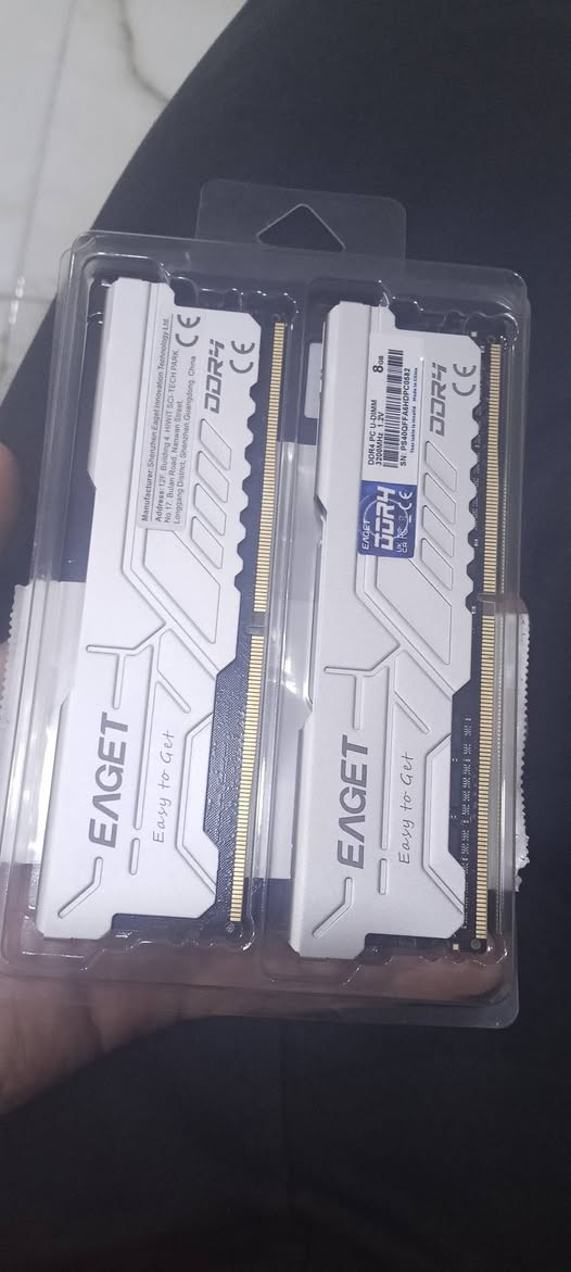 رامات DDR4 • ١٦جيجا • ٨×٢