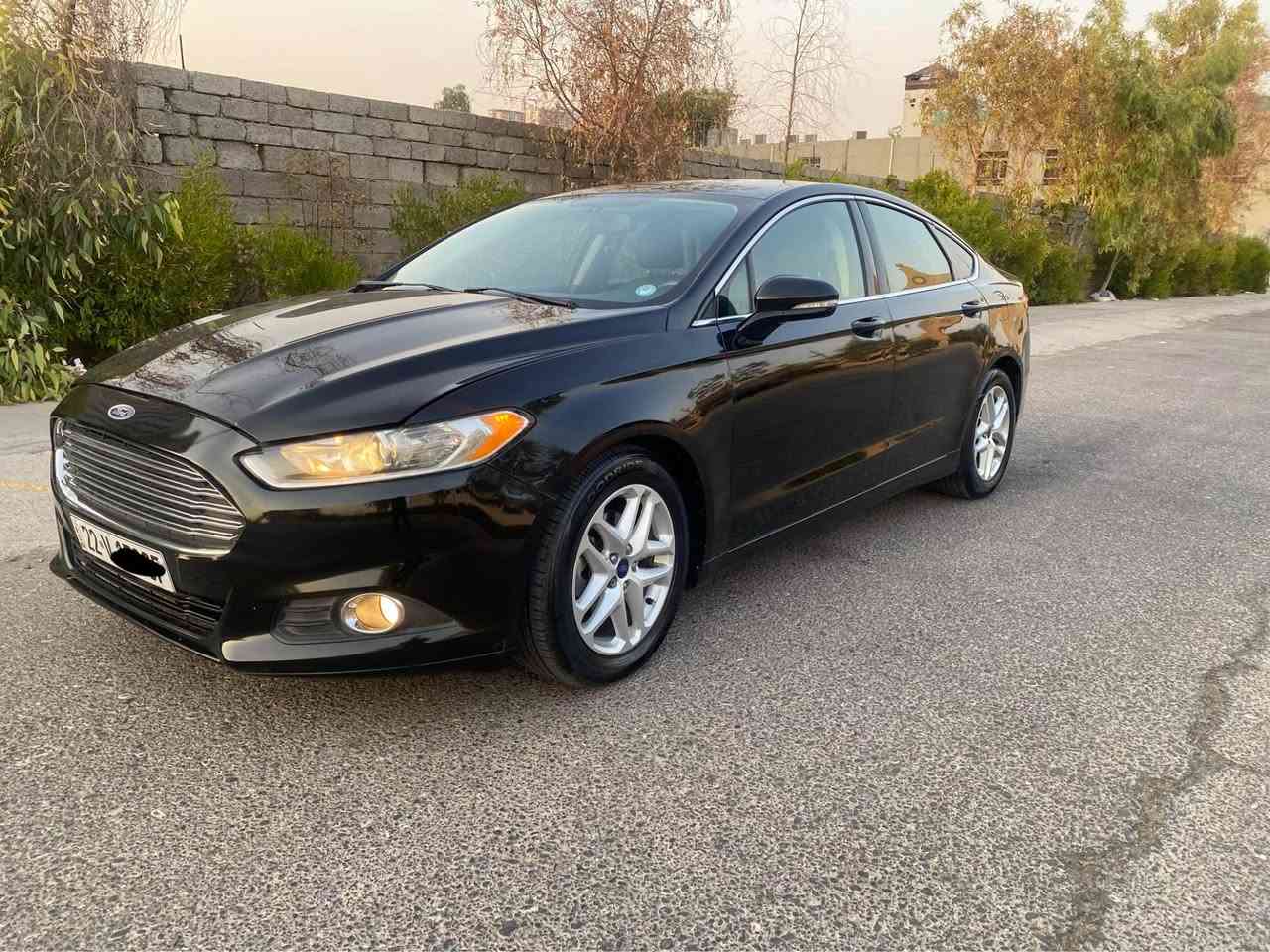 Ford Feusn موديل 2016 سياركا مكينه كير ته بريد  به شه رت  سه نوى هه زه نويه  ٢٥٠ هه زار غرامى له سه رده   سبوغ ٣ بارجى هه يه بى ژوورى   مكينه ١٥ توربؤ  زور خاوينه  سعرى 87 مجال  برايانه  له هه وليرم  زمارى موبيل *********** أربيل, العراق
