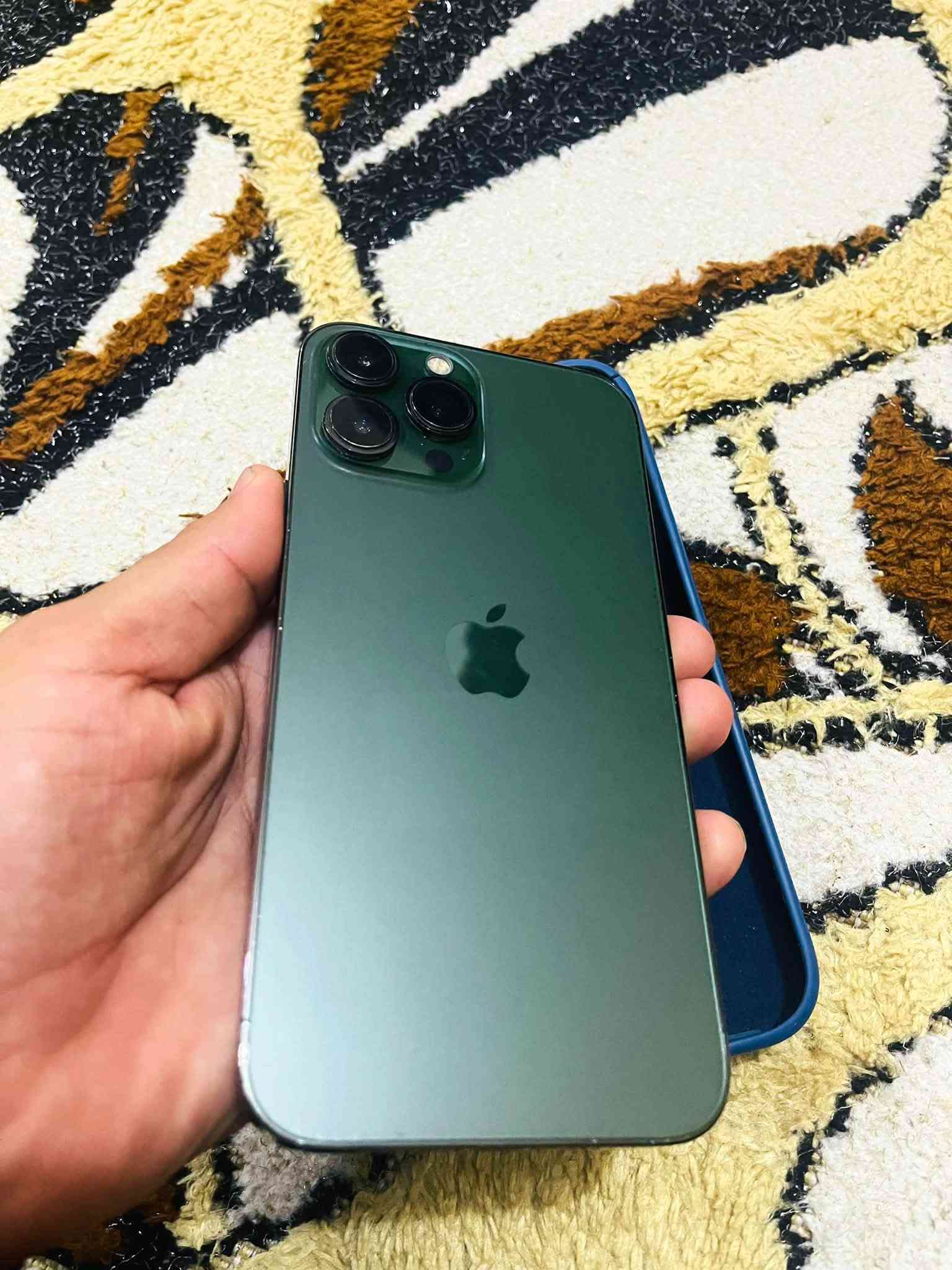 آيفون ١٣ برو ماكس • ٢٥٦ • بطارية ٧٧%