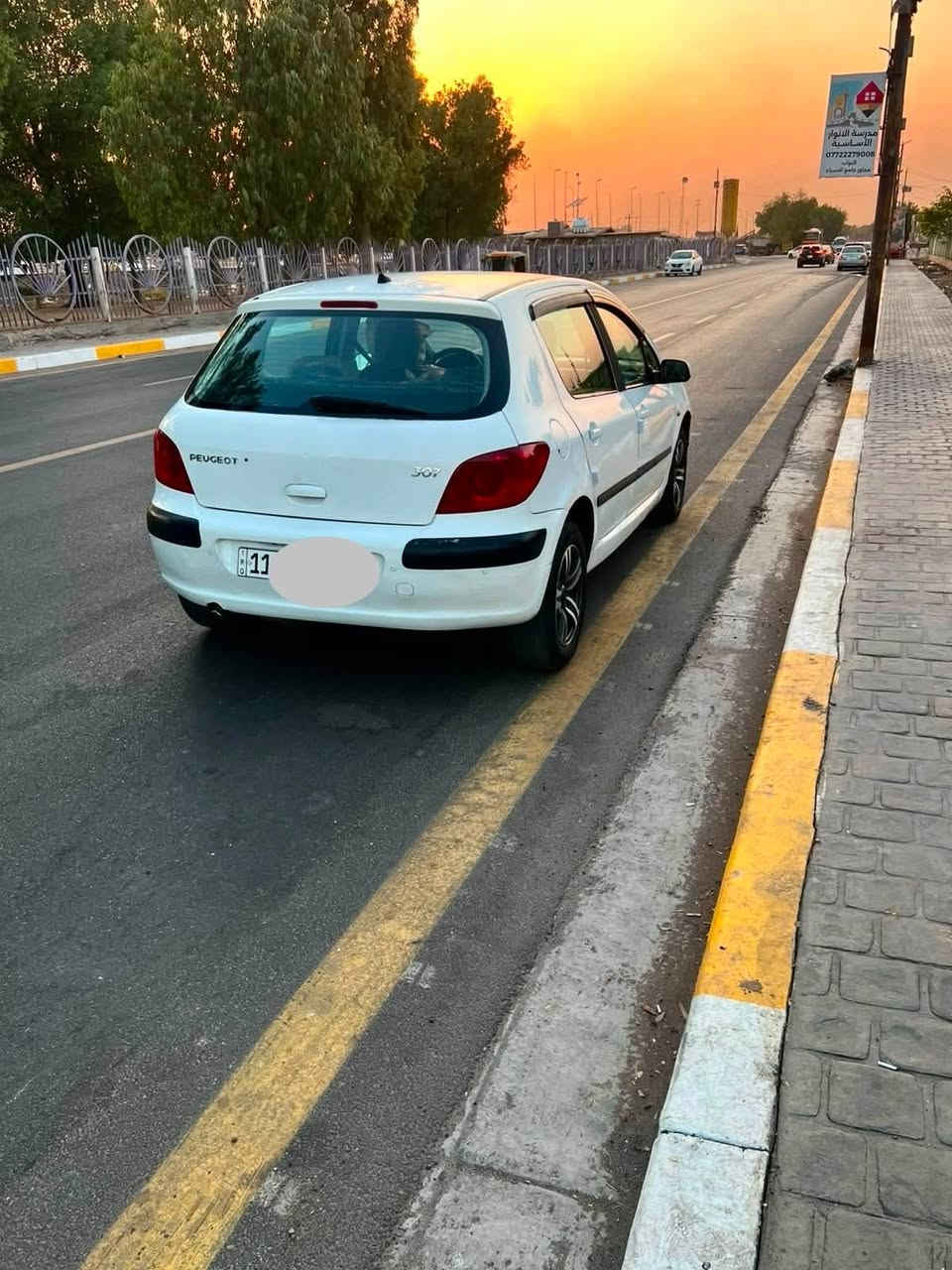 السلام عليكم بيجو فرنسي للبيع موديل 2006  307 العنوان بغداد النواب السياره باسمي تحويل مباشر  الشراي يتصل ***********

