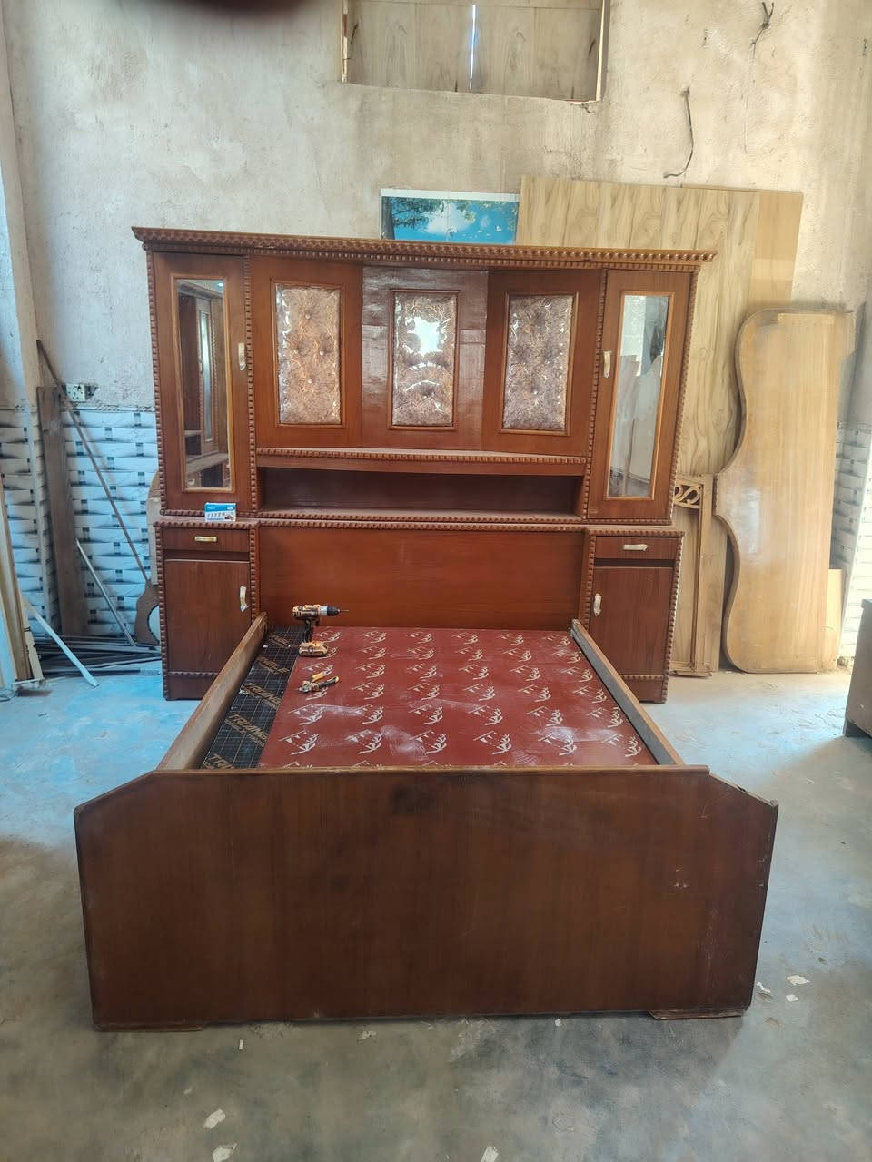 سلام عليكم اغراض مستعمله للبيع شراي هذه رقمي ***********
