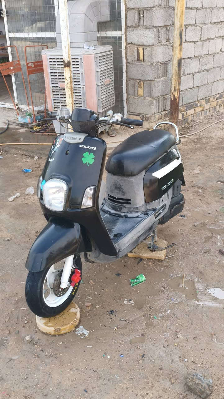 دراجه للبيع كلها ختم واحد حته المحرك  سعرها 850 وبيها مجال ***********
