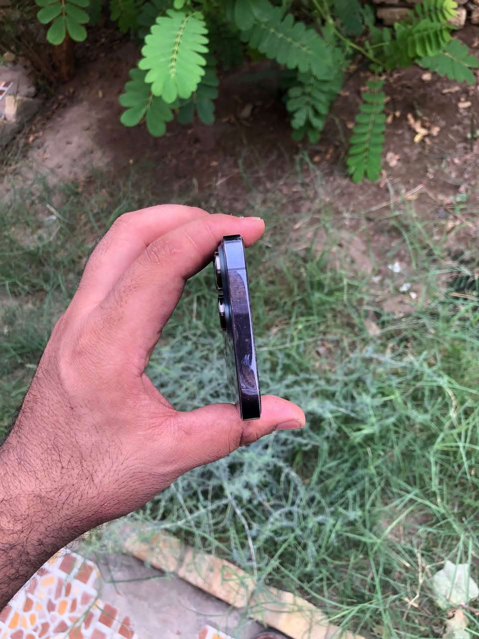 آيفون ١٤ برو ماكس • ٢٥٦ غ.ب. • بطارية زينة
