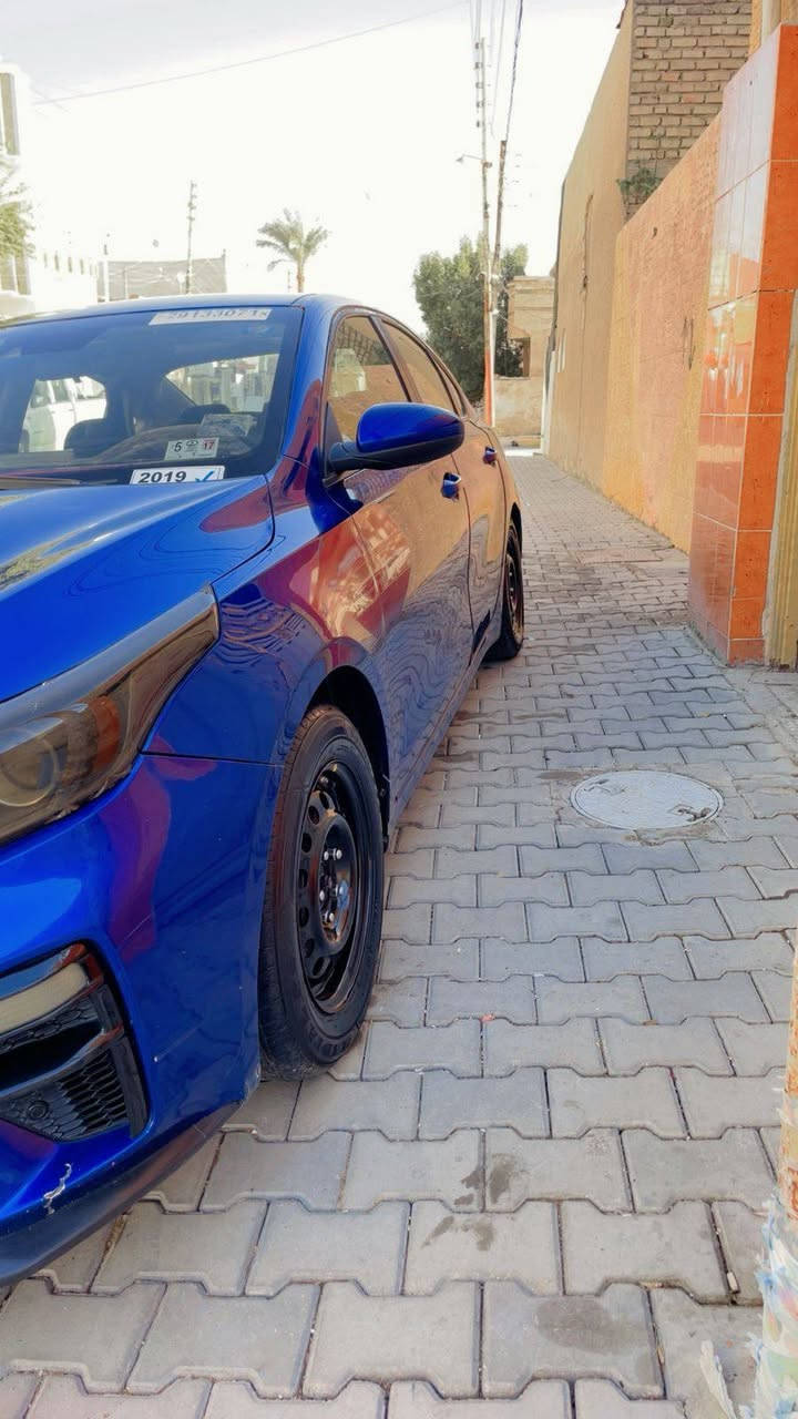 سلام عليكم
فورتي ١٩ أمريكي 
سيارة نص مواصفات 
مكينة ألفين دوش الكير محمور أي تي  السيارة اليبل واحد بدون يرباك
فقط بارد وبيهة  باب سايق وباب الخلف السايق بيهة بارد بصيت ما مصلحات
المكينة بيهة خيط تبخير
ماشية ١٣٠ /  السعر ١١٠  وبيهة مجال
المكان بغداد 
الرقم ***********
