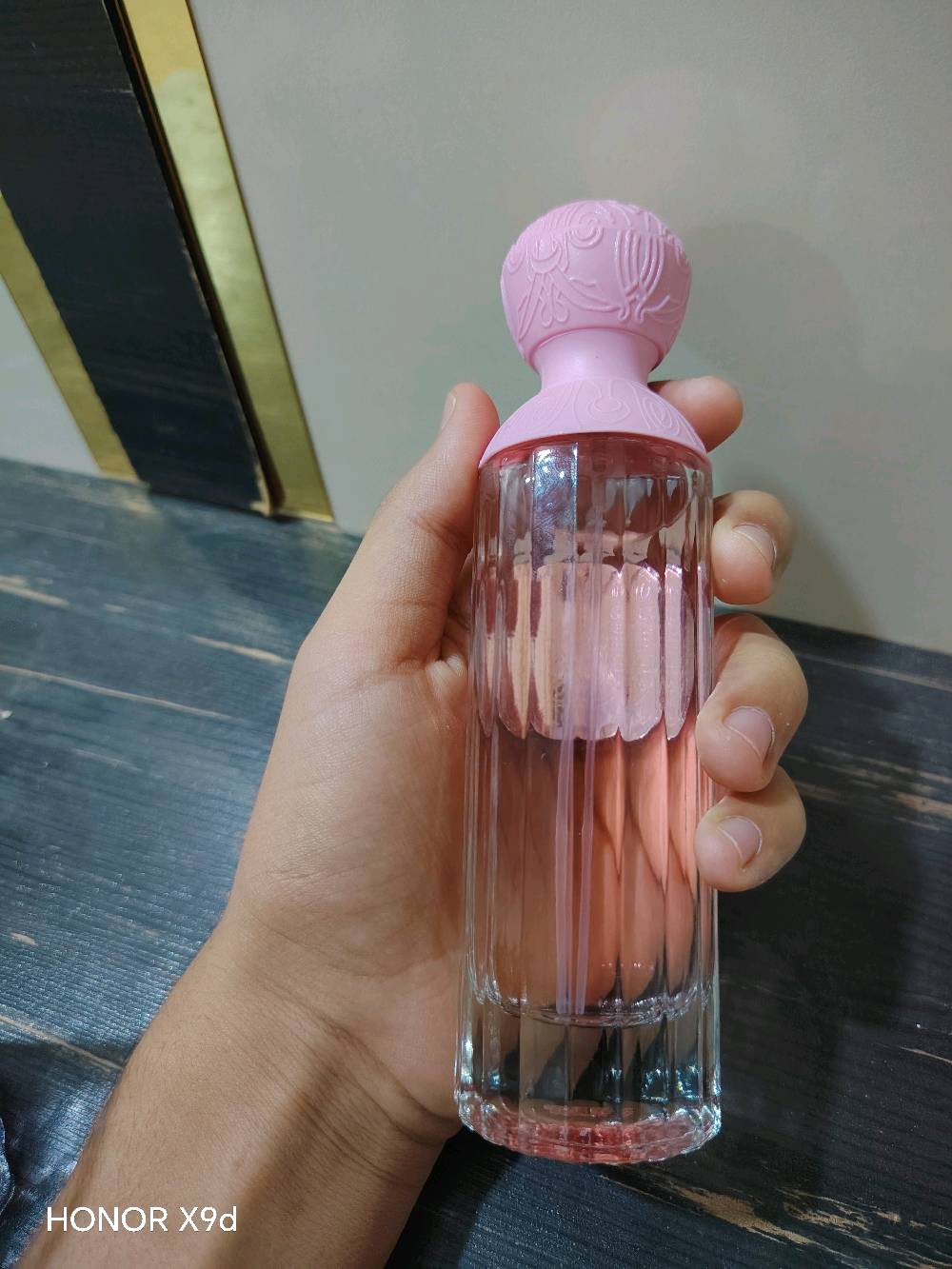 عطر نسائي • سعودي أصلي • ١٠٠مل