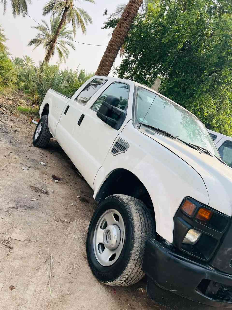 فورد F350 • بنزين • ترقيم كربلاء