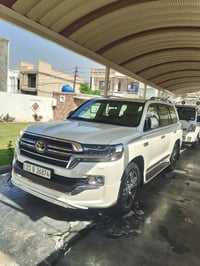 ‏‎سلام عليكم لاندكروز  2020    ساز اصل GXR: السياره احله من الصور بالح...