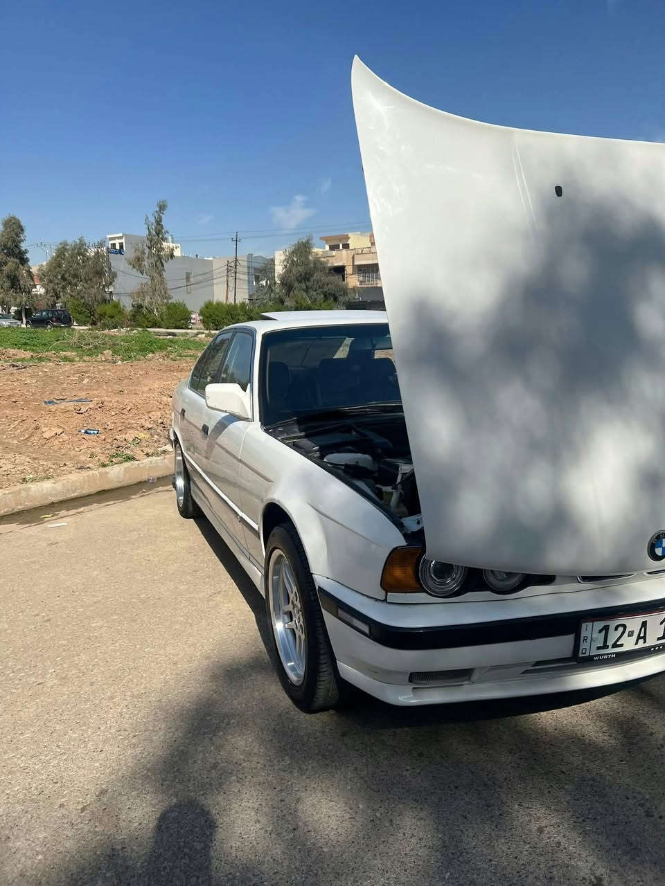 بي ام ٥٢٥ • اوتوماتيك • موديل ١٩٨٩