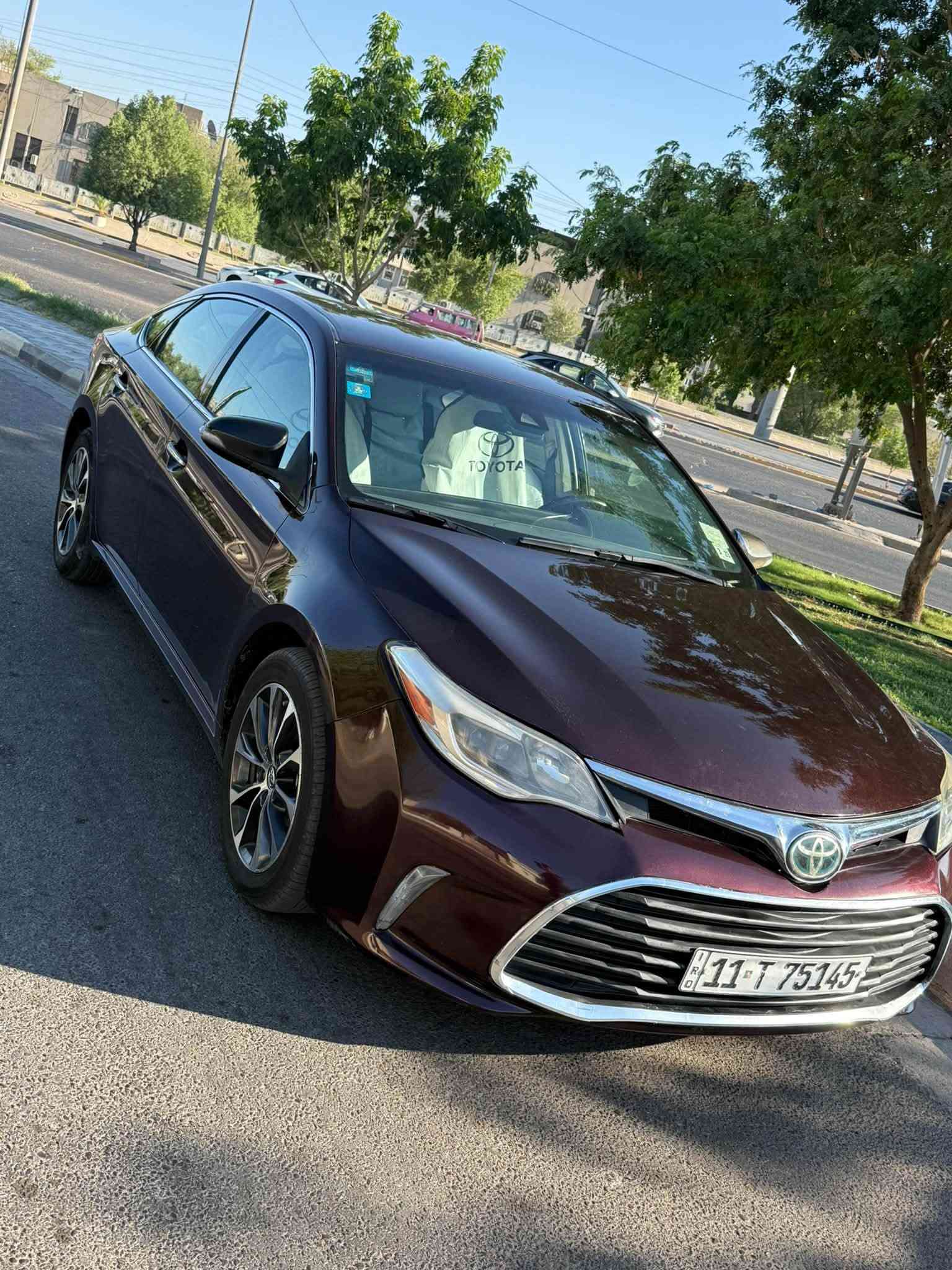 السلام عليكم
للبيع تويوتا افلون وارد امريكي 
موديل2018 فئهXLE
ماشيه 135
رقم بغداد سنويه ورقم جديد تحويل مباشر 
ضررها موضح بالصور بنيد وجاملغ بدون ايرباك 
مواصفاتها معروفه نص فول محرك 6 سلندر 
مكان السياره بغداد السعر 148
***********
