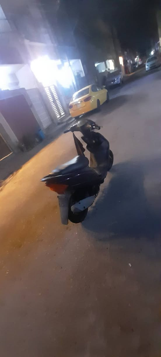 ماكس يوماها ياباني دراجه بلاديه
عدله لبيع سلف ابلادي كبريتر بلاديه دراجه ابلاديه 
باتري جديد دراجه سلف هندر نكره بكل وكت 
لايت هورن اشاير دراجه خير من الله 
دبلات رياضي ياباني مكاني بغداد الشعب حي البساتين 
سعرها 700الف بيها مجال بسيط  الاستفسار على هاذة الرقم: ***********
