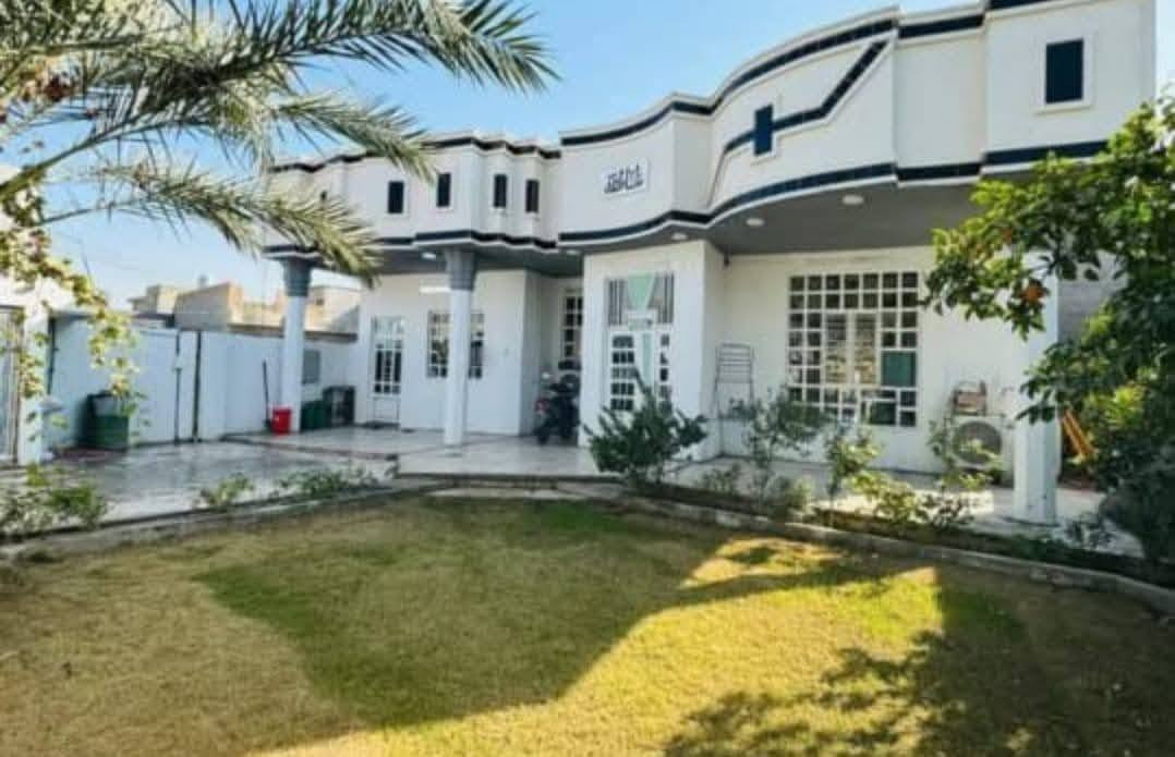🏡 للبيع – عقار مميز 🏡
📍 الموقع: الفلوجة / حي الجبيل – قرب الجسر الثالث
📐 المساحة: 400م² (طابو زراعي)
🏠 غرفتا نوم، صالة، استقبال، مطبخ، صحيات، وحديقة واسعة.
💰 السعر: 🔹 نقداً: 88 مليون (قابل للتفاوض) 🔹 أقساط: 100 مليون
📲 واتساب فقط: ***********
المندوبة: أم ريمان
