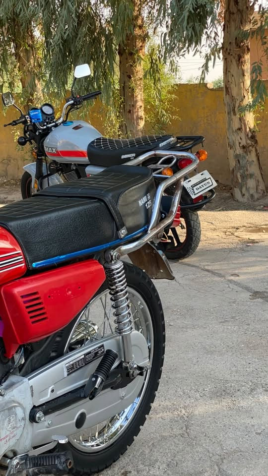 سلام عليكم دراجه تايكر معمر جديد ماناقصها برغي واحد السعر 350 وبيها مجال بسيط
المكان ديالى/ ناحيه المنصوريه ( دلي عباس ) . ***********
