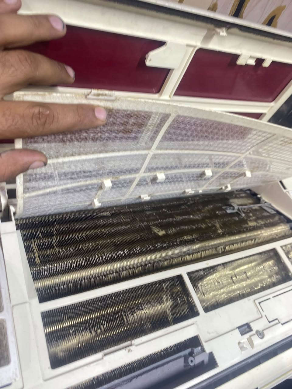 سبلت 2 طن نوع دنكه غاز R22 مع بواري جهاز كامل مكان السبلت نجف البراكيه ***********
