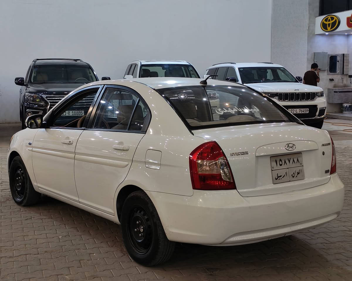 اكسنت 2010 خليجي محرك 1600 دوش 
كفالة عامة من الصبغ والضربة والتبديل 
بيها بارد خفيف بالنيد وبالباب الخلفي فقط
تبريد ثلج حدادية 100% كير ومكينة مكفولات
رقم اربيل الماني باسم كردي تحويل ووكالة مضمون

السعر 88 مكاني نجف ***********
