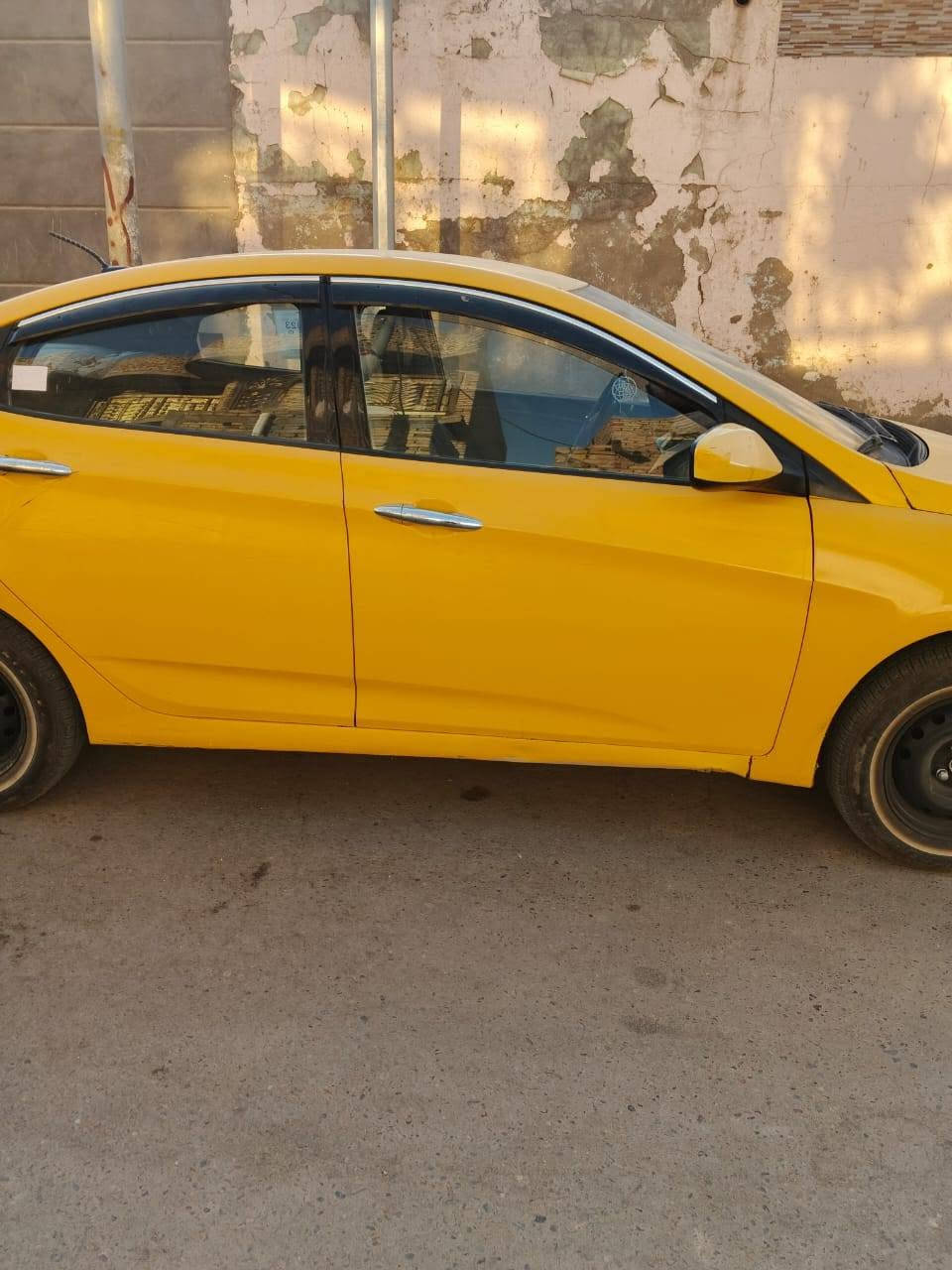 @اكسنت للبيع سيارة نضيفه مكينه وكير وكشر تبريد انجماد مصفرة هيئه وغرامات  رقم انكليزي ذي قار مالكه بالديوانيه  رقم مميز  اداور باي  محافضه  تحويل ثاني يوم 
ب 70وبيه مجال 
الإتصال عالرقم ***********
