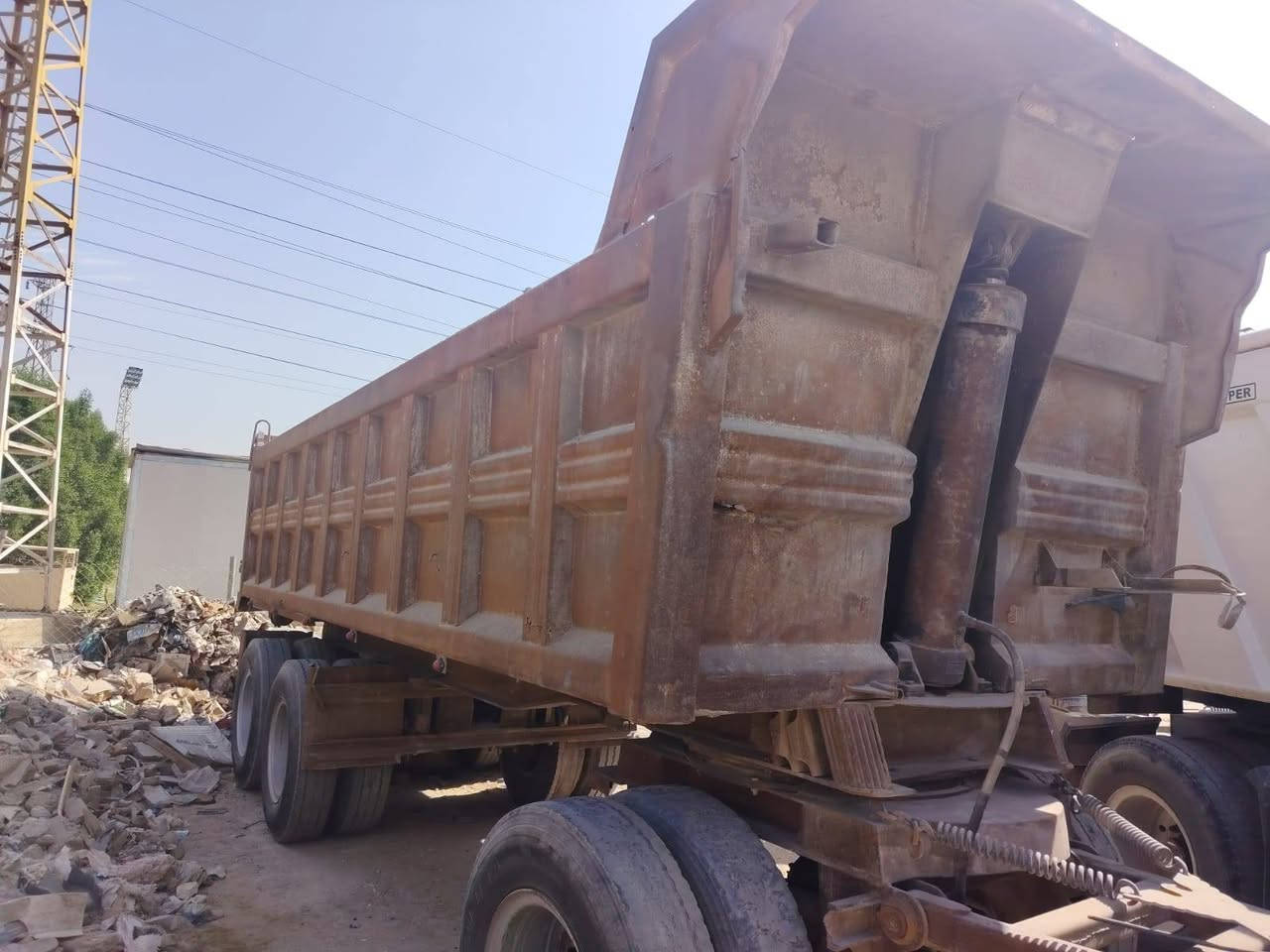 مقطوره للبيع سعر 95 وبيه مجال مكاني نجف رقم راعيهه***********
