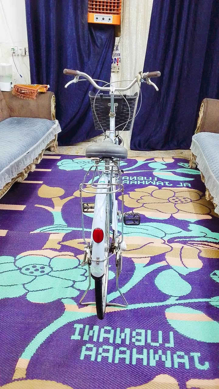 سلام عليكم 
باسكل بناتي 
لون سمائي 
تايرات جدد 
ابريكات شغالات امامي خلفي 
كير 3نمر دفن 
حساس بس كلوب ما بي 
سلة 
الباسكل حلو بل حقيقة احلى 
من الصورة تجي وتشوفة 
العنوان بغداد دورة أبو دشير قرب معمل الببسي 
‏‪***********‬‏ راسل على وتساب 
السعر 90وبي مجال للطيبين حك الجية
