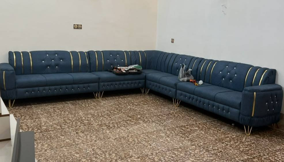 سرير • بدون تفاصيل