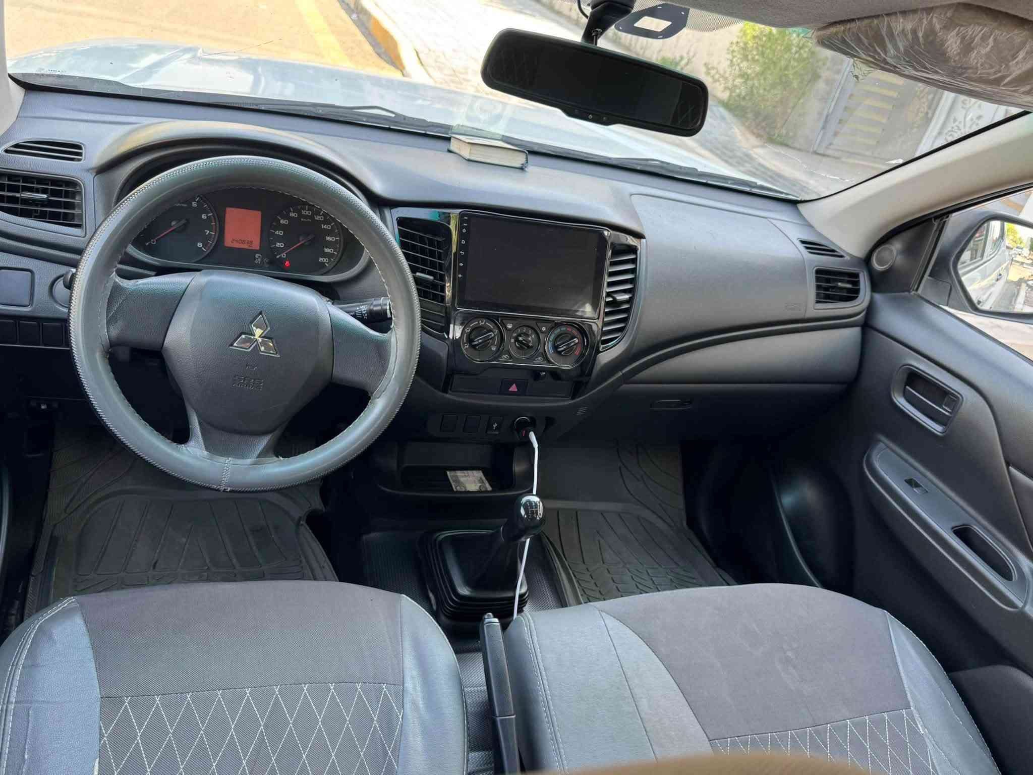السلام عليكم 
للبيع مسيبوشي بيك اب L200 
تو ويل ناصي السياره خليجية 
كير عادي
موديل 2019 
رقم بغداد بأسمي 
السياره جاهزه اي نقص مابيها 
السعر: 140 ورقة 
***********
مكان السياره بغداد اليرموك
