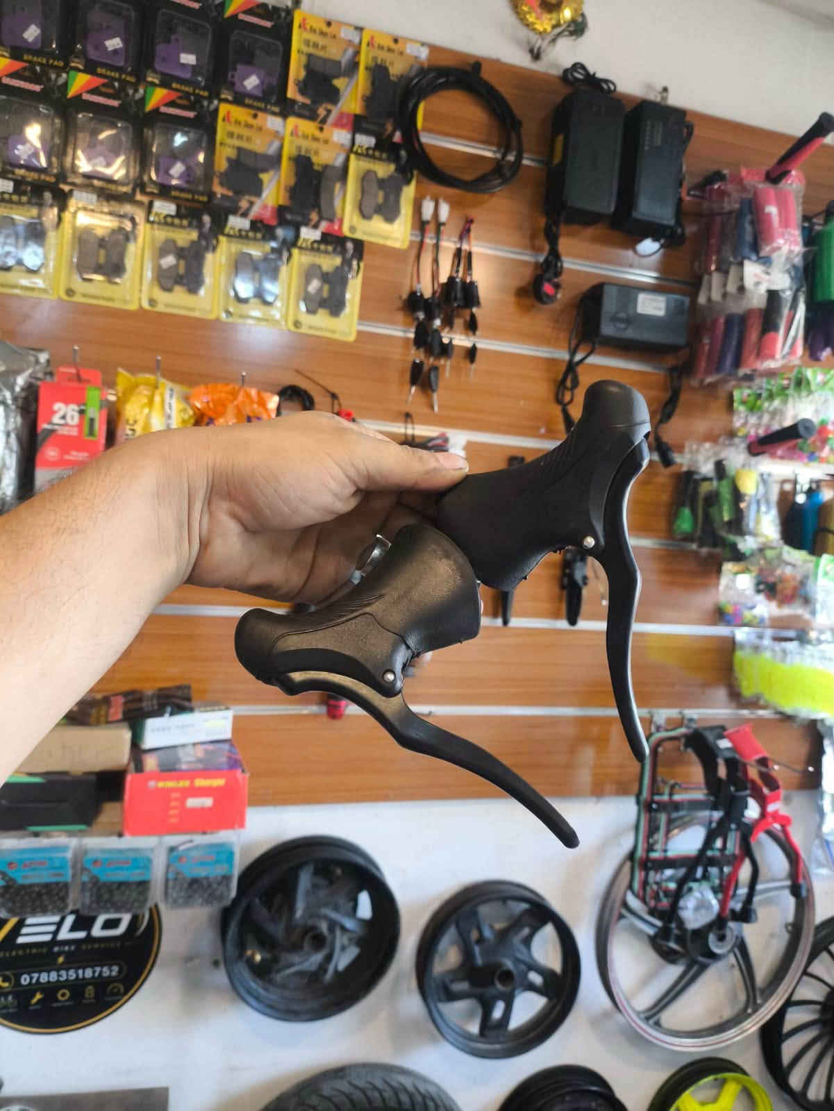 🏍️⚡ عطل بدراجتك؟ لا تخلي مشوارك يوقف… خليها على VELO CENTER!
🔧 تشخيص دقيق • صيانة احترافية • أداء يرجع مثل ما تحب

VELO CENTER
مركز متخصص بصيانة وتصليح الدراجات الكهربائية.

• صيانة وبرمجة Controllers
• تشخيص الأعطال الكهربائية
• فحص وتبديل البطاريات
• تصليح الإنارة والهورن والإشارات
• تبديل التايرات وقطع الغيار

📏 القياسات المتوفرة:
3.00-10 • 3.50-10 • 90/90-12 وغيرها حسب الطلب.

━━━━━━━━━━━━━━━━━━

📍 حي الجهاد – منطقة الألفين
شارع حسينية الزهراء

📵 الخاص مغلق
📲 للحجز والاستفسار حصراً عبر واتساب:
https://wa.me/9647883518752

⚡ VELO CENTER
احتراف بالصيانة… وثقة بكل مشوار.

نص مكتوب في الصور:
- صيانة وقطع غيار
- الدراجات الكهربائية
- ***********