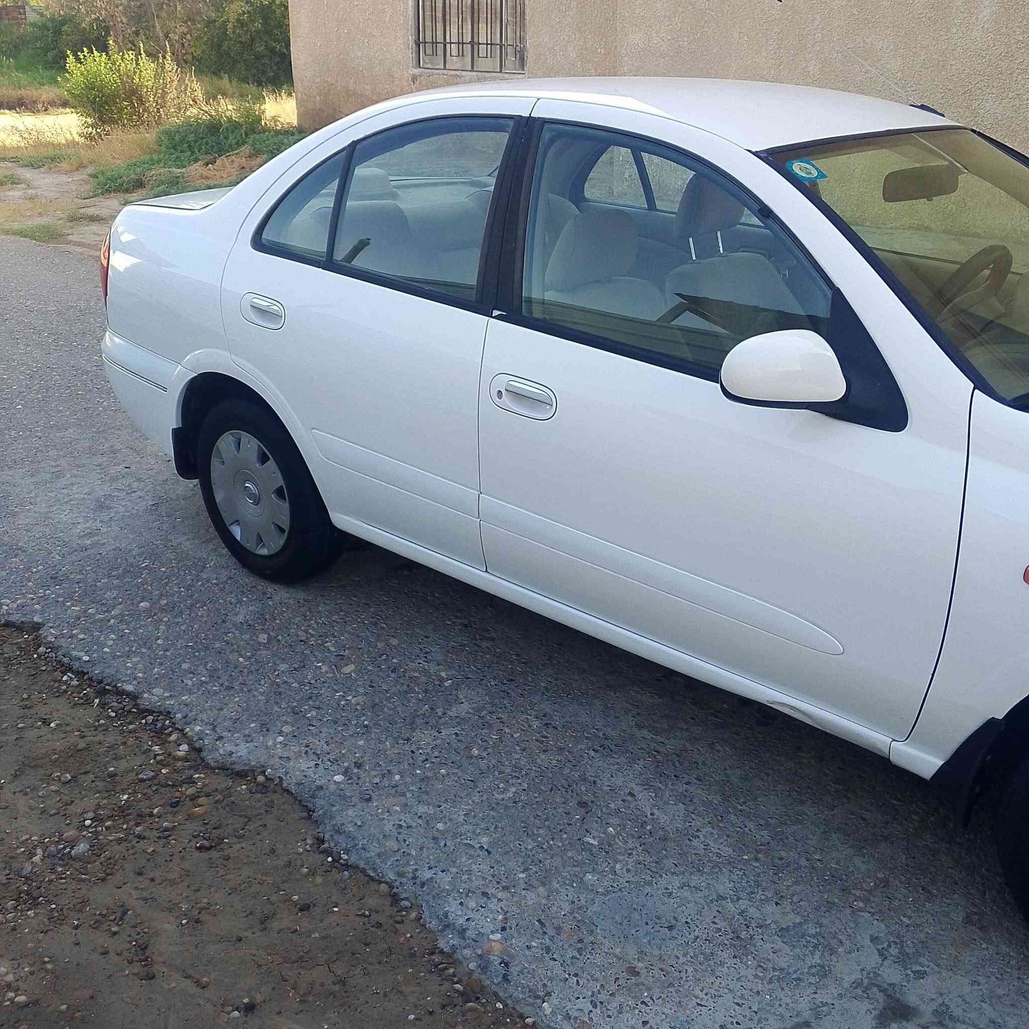 نيسان سني موديل 2009
ياباني سياره مكفواله من ضربه بيها بس شويه بارد 
محرك الف 600سياره كامله من كل النواحي كير محرك خير من الله مكفول صدر جديد زوج تايرات اماميه جدد سياره مسوي عليها دامه كامله سياره بسمي تحويل مباشر تبريد ثلج سياره ماشيه 139حقيقي سعرها105بيها مجال شي قليل  مكان السياره بغداد التاجي قرب معسكر باب اول ‏‏‪***********‬‏
***********  بيهن واتساب
