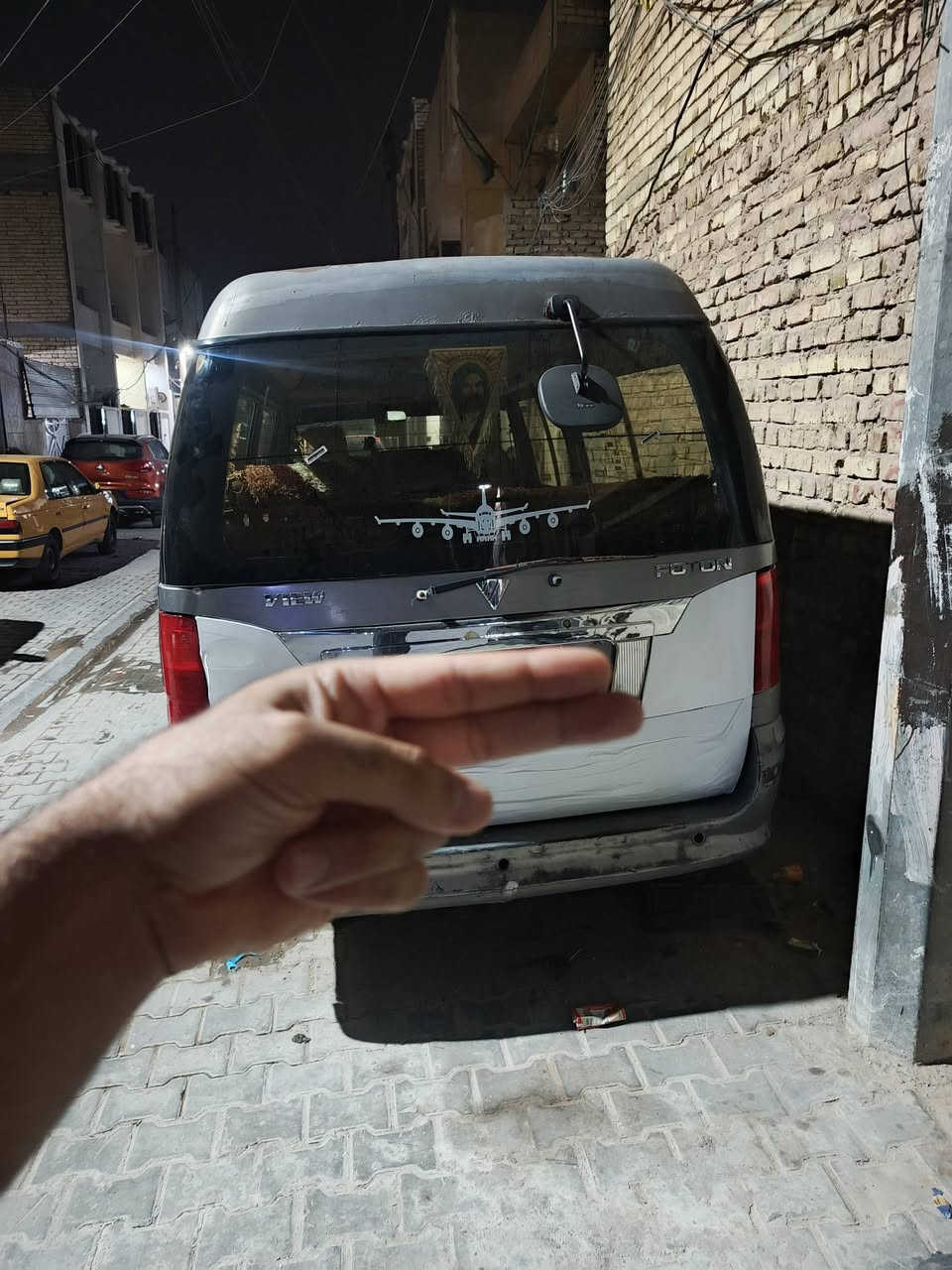 السلام عليكم فتون فراشه 2010 حره اسوي وكاله فقط مكينه وكير واكسل مكفولات ب اسم مواطن غرامات صفر ولا ربع  
مكاني بغداد 
السعر 34وبيهه مجال حك الجيه 
***********

