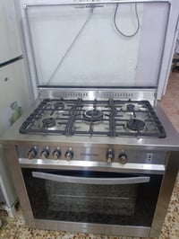 طباخ ايطالي • خمسة مشاعل • فرن جديد