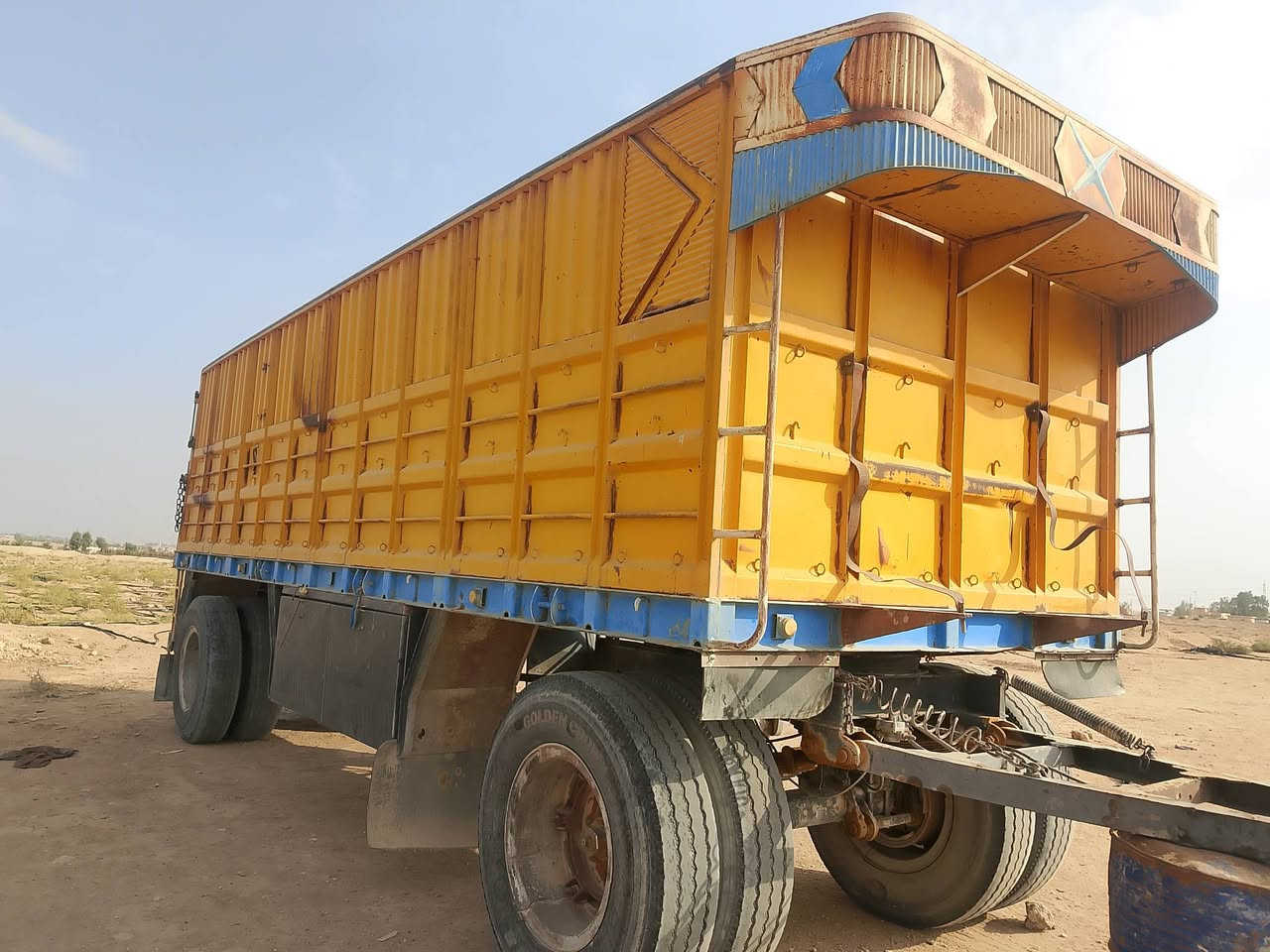 عربانة حدادية • دناكير ١٦مربع • بدي جديد