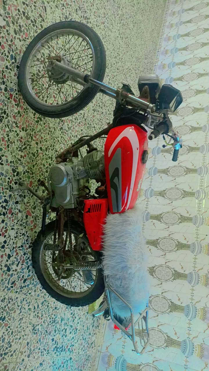 ارشا 16 نضيف اوراق
مكينه 22 نضيفه كهربائيات شغالة 

***********
