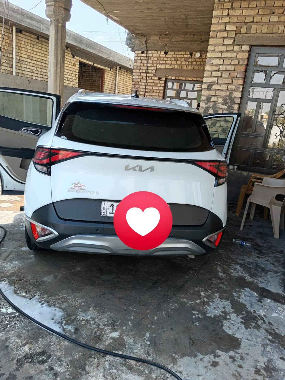 سلام عليكم
سبورتج موديل 22
رقم بغداد 
سياره دبل كود 
بيه قطع بنيد مبدل اصلي شركة 
ماشي ٩٤ 
محرك وكير مكفولات 
سياره حلوه جديده مال جنايه 
مكان فلوجه الكرمه 
***********
