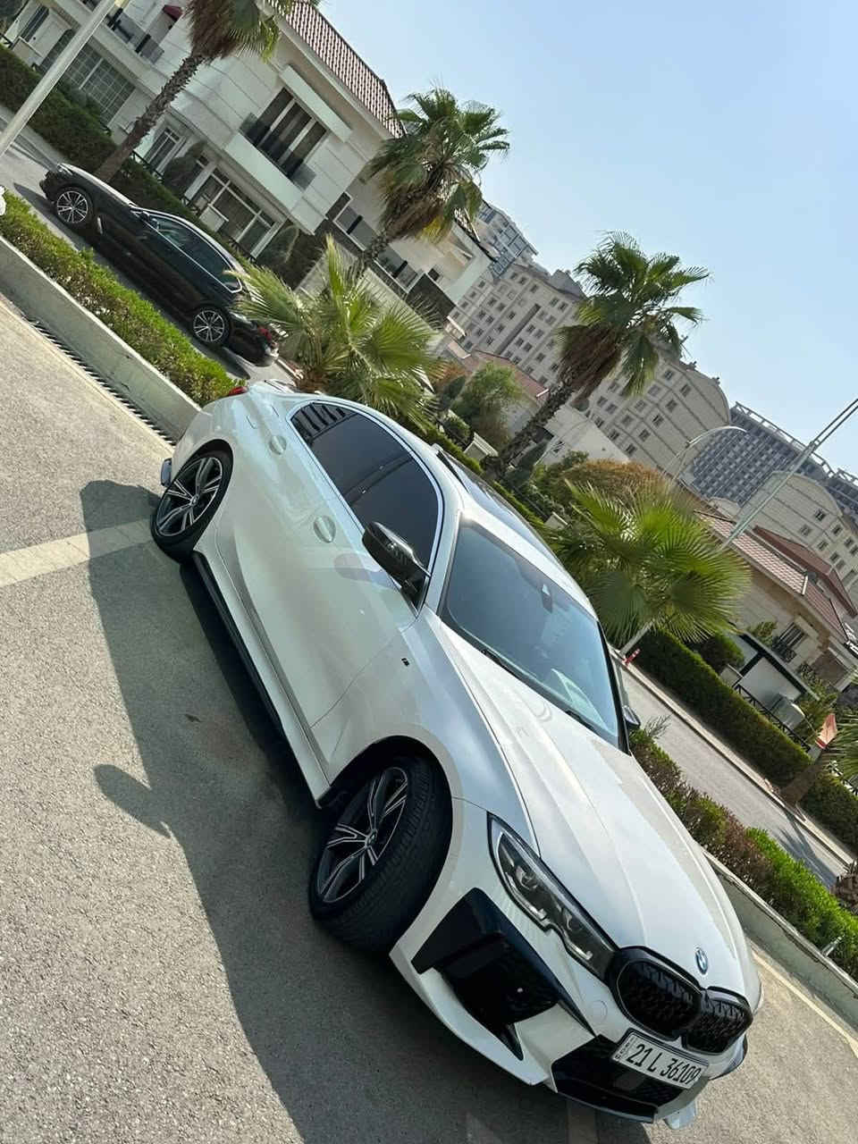 السلام عليكم
‏330i بي ام دبليو

-موديل :/- 2021

-بيها بنيد بدون دواخل وجاملغ خلفي كلير فقط رقم سليمانيه الجديد هزة جديده

-المسافه المقطوعه٥٦م حقيقي

-تفاصيل السيارة والمواصفات

داخل ليد حسب القيادة

اناره متحركة من تفتح ابواب سيارة

-الاناره الخارجيه الي بل مرايات جانبيه تعكس عل الارض نقش ضوئي

مميز

-مزوده ب انظمه قياده وردارات

شفتات ستيرن 

تحكم ستيرن

دفيوزر دبل كزوز

سبايدر ع صندوك مال M 

رادار مميز جدا للخطوط البيضاء الي بل الشارع يمنعك من تجاوز الخطوط يتحرك اوتو بدون متغير ستيرن

-رادار امامي مانع للتصادم يضهر بل شاشه الاماميه

-رادار جانبيه النقطة العمياء مع تنبيه صوتي رادارات حساسه 360 درجه وتظهر بل الشاشه

-شاشه في الوسط لمس وميزه كار بلي

-كشنات خزن وكهرباء 5درجات 

الكشنات الامامي هيتر 3 درجات

وايرلس جارج

سلايد روف

-انظمه قياده متعدده سبورت وبي عده اختيارات

-نظام الطبيعي وهم نفس الاختيارات

-نظام الاقتصادي وبي عدة اختيارات

تخم تايرات 

-تحكم تبريد الخاف

-ماسحات الاماميه اوتو حسب نسبه الامطار تشتغل

-العنوان. بغداد ***********

سياره تخم تايرات جدد وحداديه جديده 

السعر ٢٤٠  وبيه مجال

كير محرك بشرط ولا مفتوح برغي بيهن 

مكان سياره  بغدادحبايب سياره شذاكر بلمنشور غيرها كفالة توصل هنا لاا يطلع شي زايد ولا تعديل ولا تبديل كله بشرط سياره حداديه تخم تاير ميكانيكيات كلها شغالة
