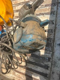 للبيع كرين رفع كهربائي الماني اصلي 07803364418