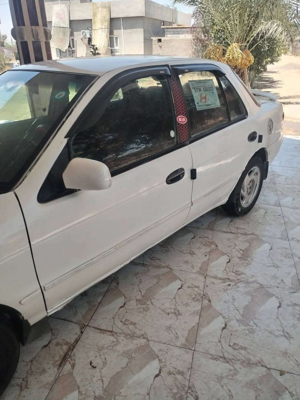 السلام عليكم سيفيا للبيع موديل 94 تبريد ثلج+تدفئه شادلها زوج تايرات جديد رقمها الرقم الجديد الانكليزي سياره نضيفه حيل تحويل ثاني يوم  ‏‪***********‬‏
