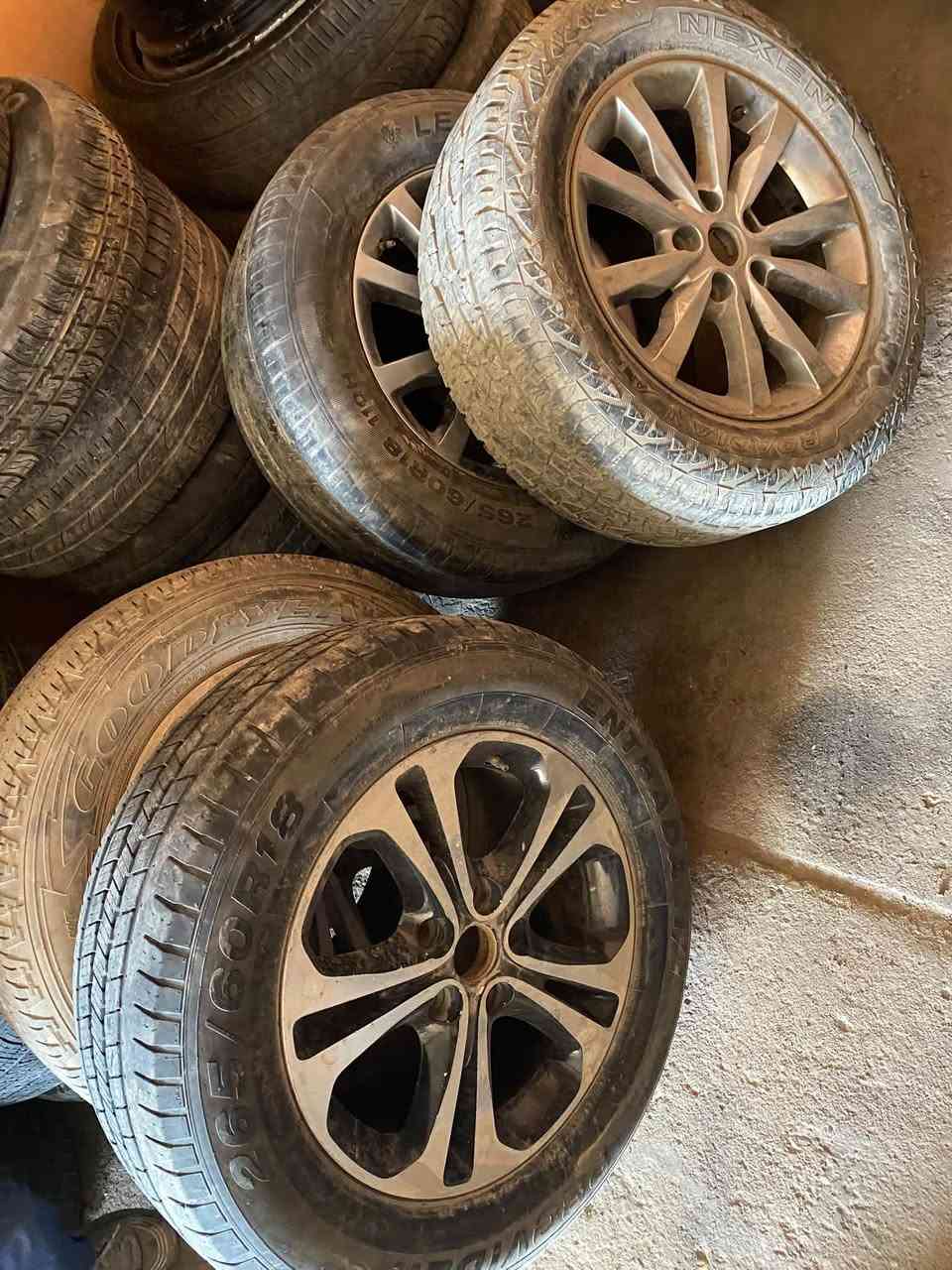 توفر ويلات دورنكو مختلف الاشكال والاحجام
اخوكم مصطفى حارث
يوجد توصيل 🚚 كل العراق
***********

نص مكتوب في الصور:
- مصطفى حارث *********** DODGE
- مصطفى حارث
- DODGE