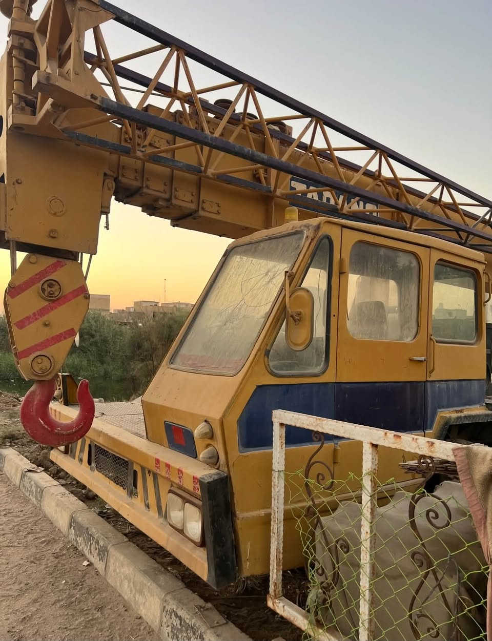 كرين • ٣٥ طن • للبيع