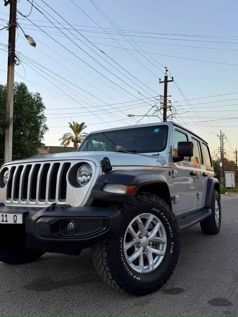 للبيع
Jeep Wrangler 2023 Sport
جيب رانكلر 2023 سبورت
4 سلندر تيربو 

سعر مناسب 195$ 🔥🔥ارخص سعر ب العراق

مواصفات/  سبورت
 جام كهرباء اوتو
 شاشة - كامرة
 قطعتين تبريد
هيتر بالمري

ماشيه 59الف 

رقم بغداد بسمي شخصي

سيار بيه شوي صبغ ب جاملغ المامي و شوي ب البونيد وبارد مثل ماموضح ب سونار

سيار جاهز من كل نواحي تخم تاير جديد و باتري جديد

مكاني بغداد

للاستفسار
***********
