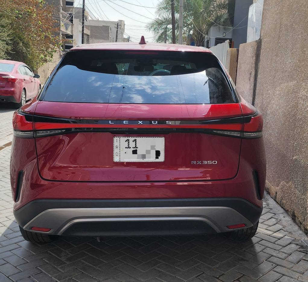 لكزز ٢٠٢٤ rx 350 وارد رقم بغداد ماشيه ١٩ الف كشنات كهرباء جلد شتيرن كهرباء صندوك كهرباء بيه صبغ دعاميه اماميه فقط رايديه ٣٢٥٠٠ الاتصال *********** بغداد, العراق
