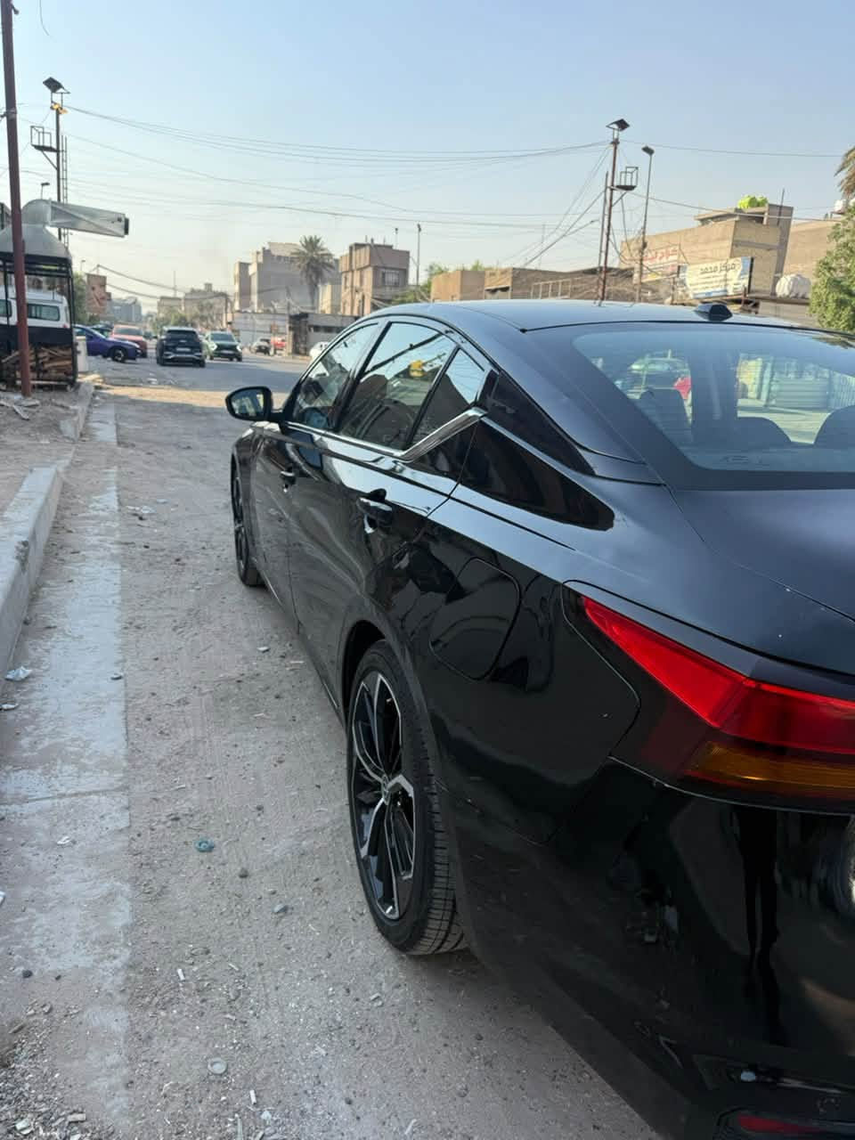 للبيع نيسان التيما 2025 SR فول عدا السلايد
حادثهة جاملغات امامية وبنيد ايرباك ستيرن 
السيارة مصلحة تصليح درجة اولى مابيهة اي نقص
رقم بغداد باسمي
السعر 12800 يعني 128 وبيها مجال
مكاني بغداد حي الجامعة
***********
