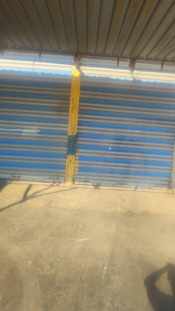 محلات للايجار مقابيل مطعم المسافر عرض 3.5وطول 10متر الرقم ***********/***********
