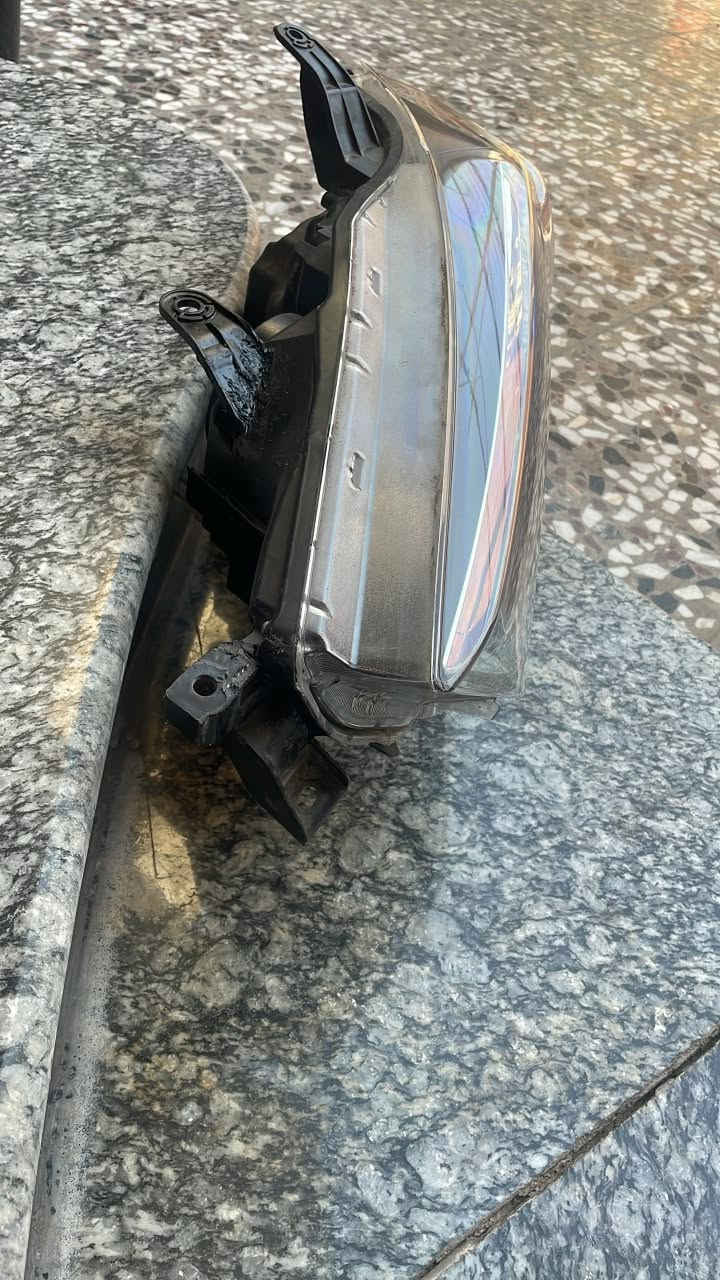 لايت عدسه خطين تيوتا فورنر اصلي وكالة تفصيخ  ممفتوح لووك جديد لا فطر ولاكسر
من موديل ٢٠٢٠ الى ٢٠٢١  بالتحديد هذا الموديل

جهة السايق 

ويشتغل من ٢٠١٠ الى ٢٠٢٤ ماكو كل مشكله 

اصلي وكاله مابي ولا اذان نقص مجرد تقويه قويتهن لان تعرفون هذا لايت تفصيخ

سعره ٤٢٥ الف دينار 

الي يريده يتصل واني حاضر //***********

توصيل موجود جميع المحافظات
