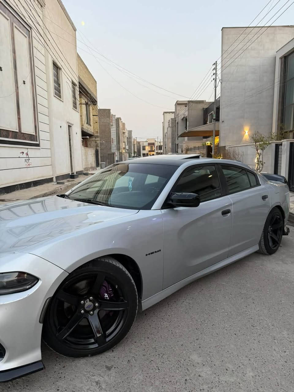 سلام عليكم للبيع جارجر موديل 22 RT ماكس فول لل اخير
المواصفات
فتحة سقف
بصمة
حساس خلفي
رادارات واضائة جانبية بلمري
ستيرن كهرباء
شاشة جبيرة
كشنات جلد وكنتارة بلادي
دشبول خياط
كشنات تدفئة وتبريد وستيرن تدفئة
الاضافات
اكسل SRT
ثلاجة SRT
ويل نجمة اصلي سعره 1000 دولار
دعاميات SRT
عليه داون بايب وهدرز وطلقات صوت شكاكي وبوابات وياه
برمجة كاملة وسيفتي
السيارة حادثه من امريكا  قطعتين كلير بابتين وبيه جاملغ خلفي صبغ بجم كبس وبدون ايرباك 
السيارة نضافة وجدادة فول ونصبة تشك الكاع كلش هواي مصروف عليه 
ماشية 72 الف
السعر 218 وبيه مجال بسيط وماكو هيج سعر بهل اضافات وفول وموديل 22 
مكاني بغداد الدورة
للاستفسار ***********
