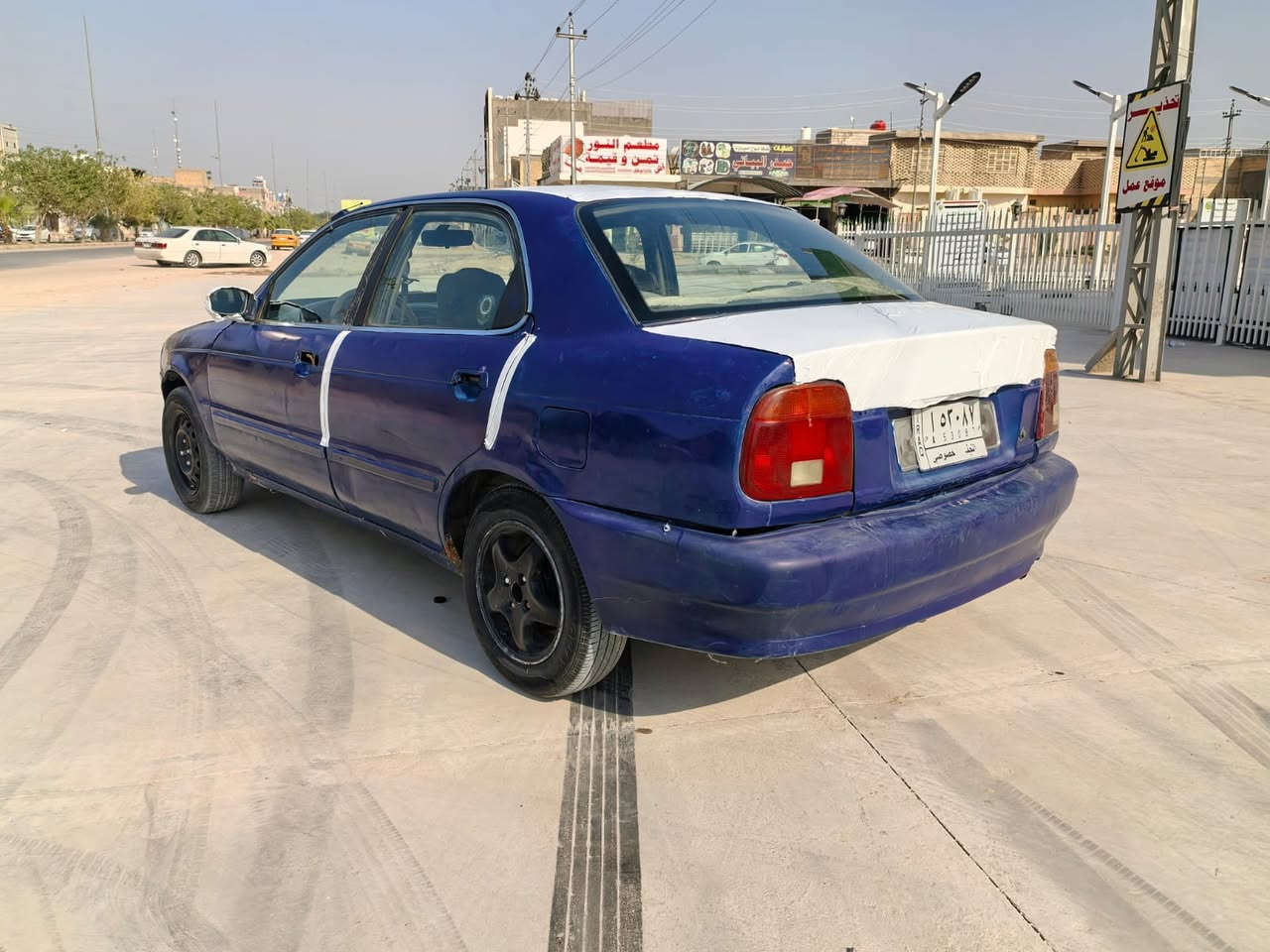 سازوكي مديل 2001
السعر 18 ورقة 
مكينة وكير جديد كورلا 1600
كير اوتوماتيك 
كهربائيات كلها شغالة 
سيارة جاهزة 
رقم نجف شرط التحويل اكاتبك مع راعيها 
عنواني نجف اتصال فقط 
***********
