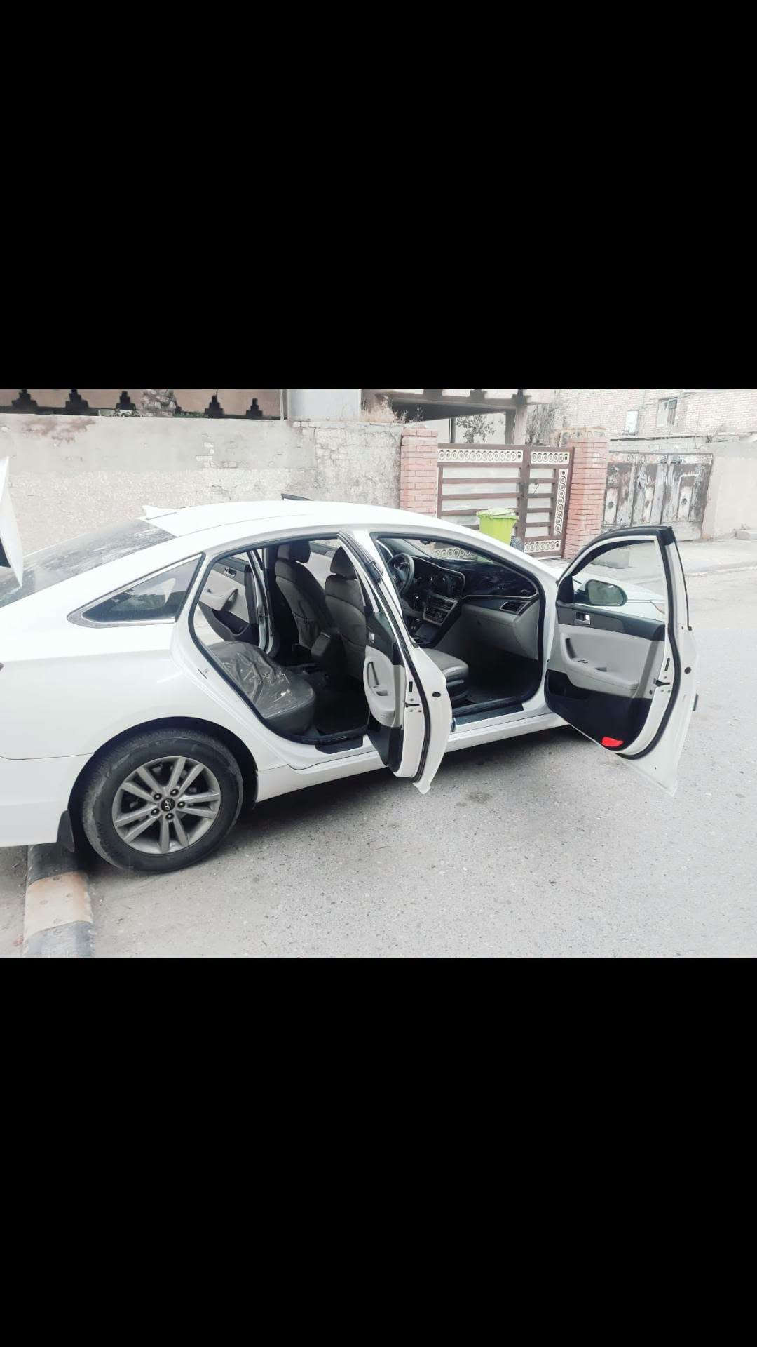 سلام عليكم سوناته امريكي موديل ١٦ سياره جاهزه وكلين وبدون ضرر بيع أو مراوس السعر ١٢٠ بيهه مجال ***********
